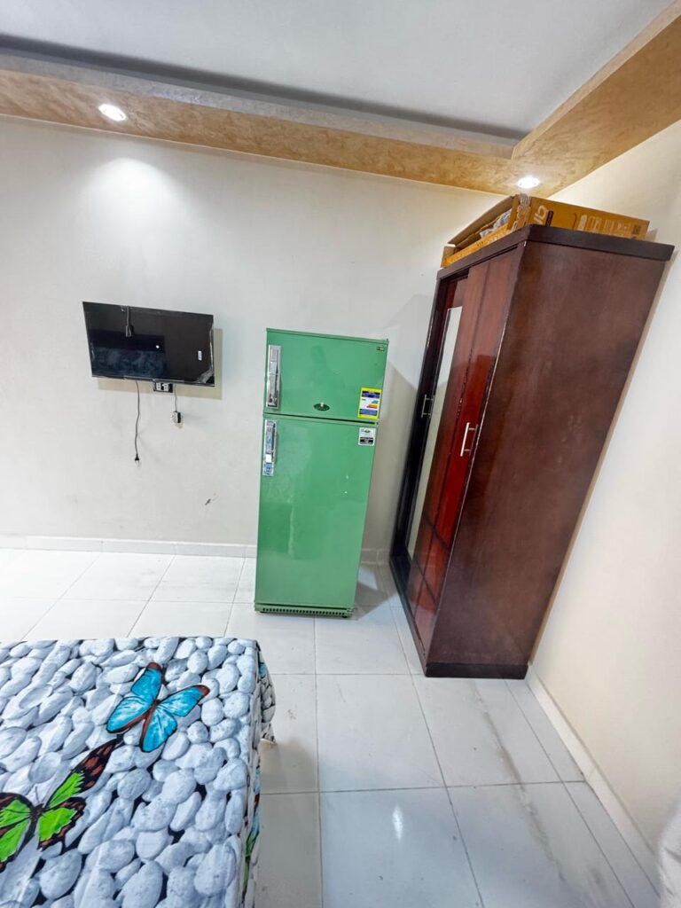 حل سكني مرن استوديو للإيجار اليومي أو الشهري في 6 أكتوبر